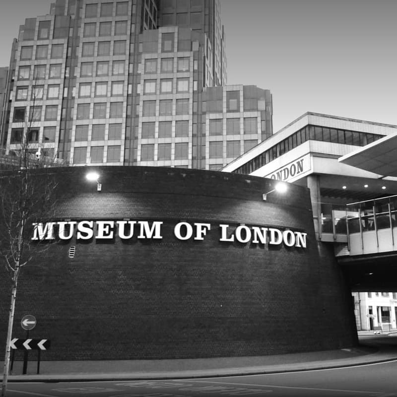 Cover Image for The Unburied Corner of London
