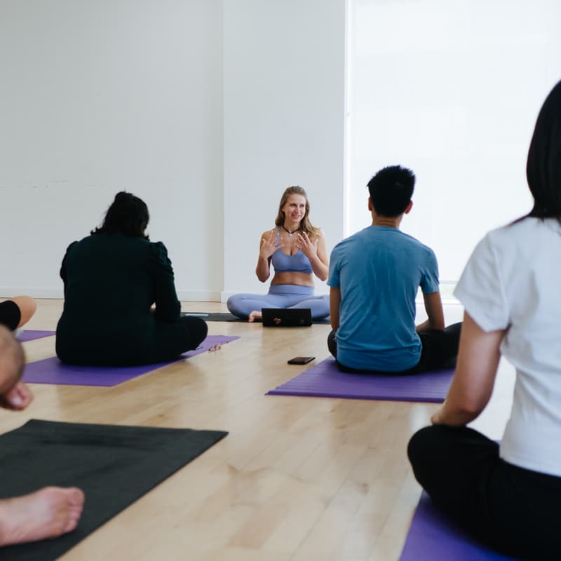 Cover Image for Aroma Yoga & Social