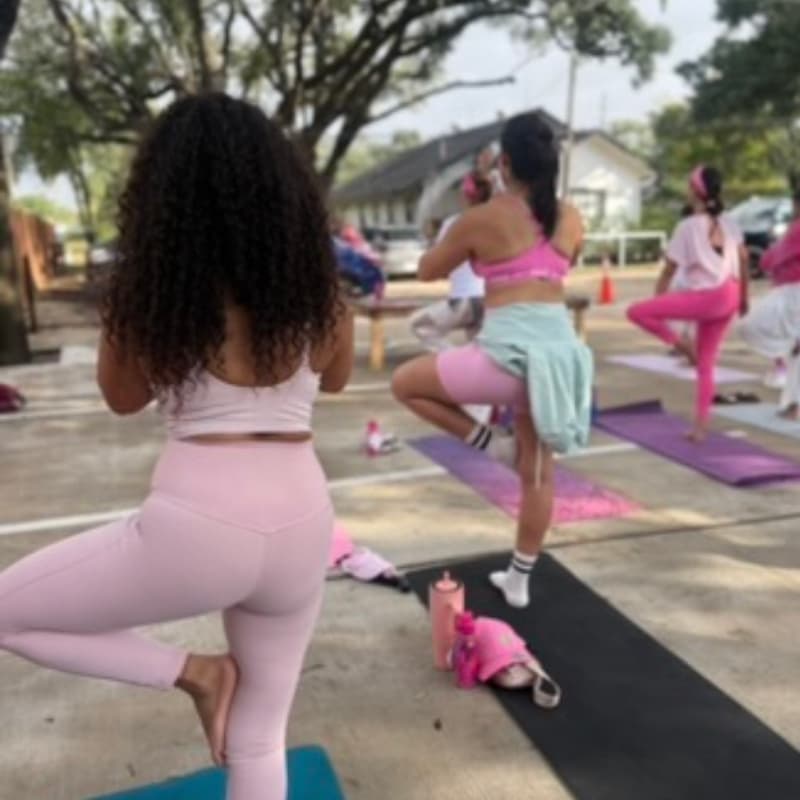Cover Image for YOGA GRATIS en Active Café