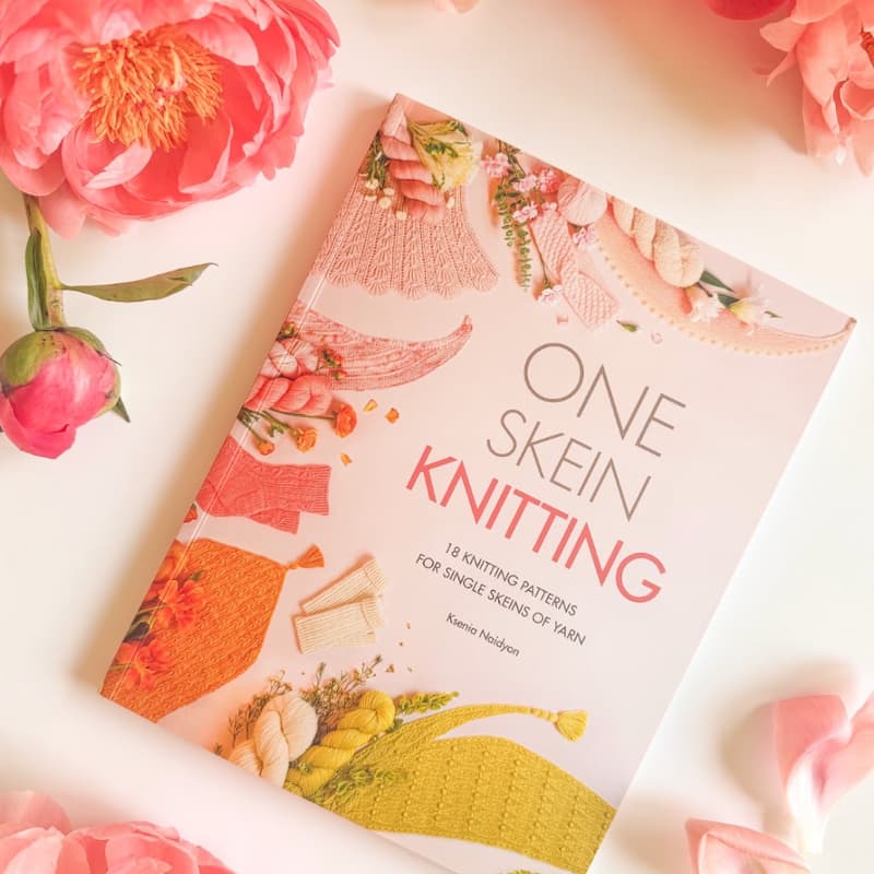 Cover Image for Book Signing for One Skein Knitting