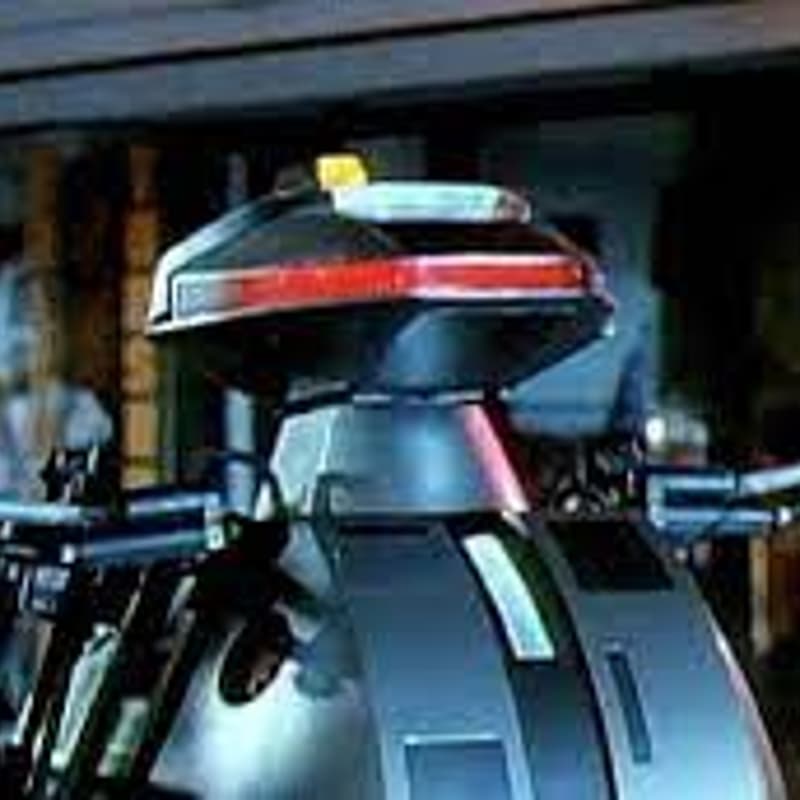 Cover Image for B-Movie Night: Chopping Mall (1986)