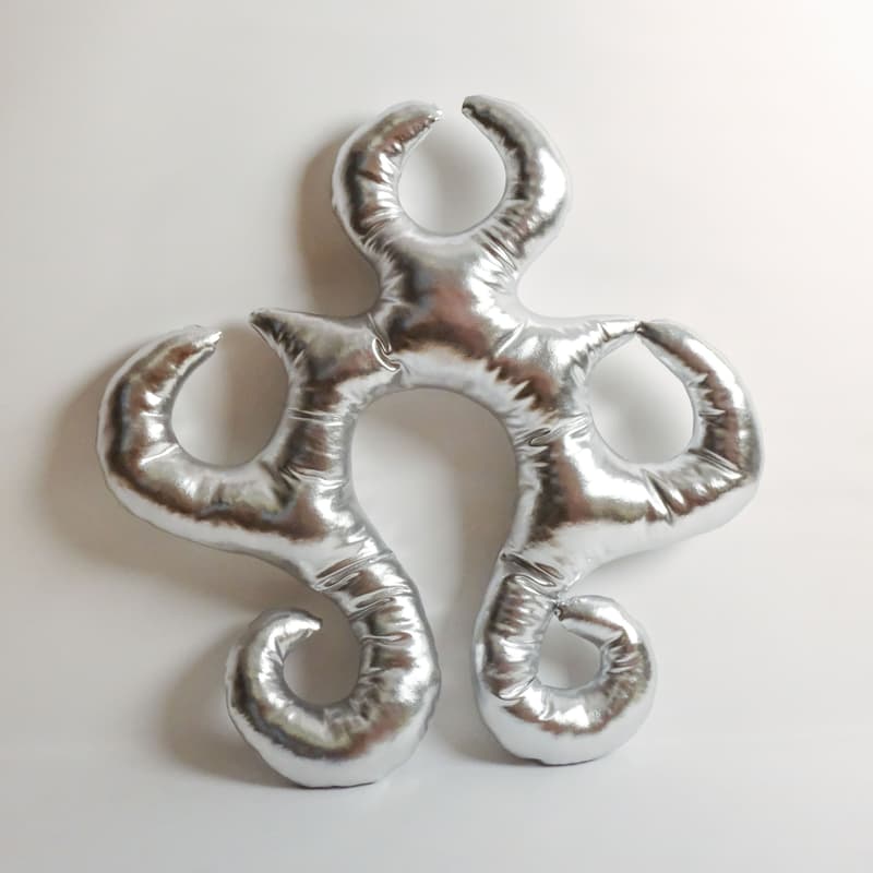 Cover Image for Learn to Make a Sculptural Throw Pillow