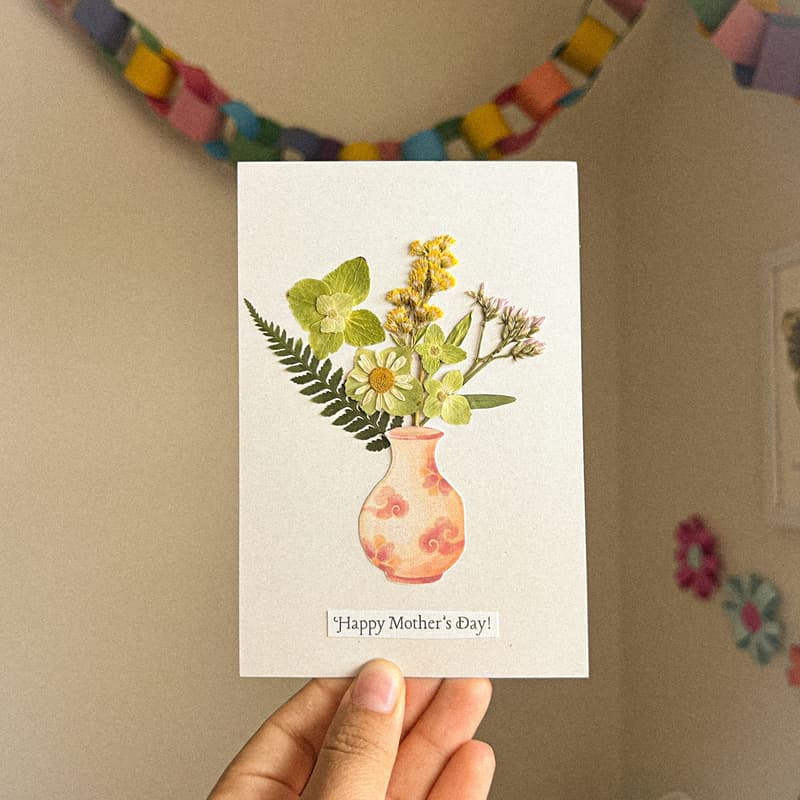 Cover Image for Mother’s Day Pressed Flower Postcards 💌🌷✨