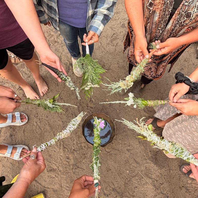 Cover Image for Sage Bundle Making