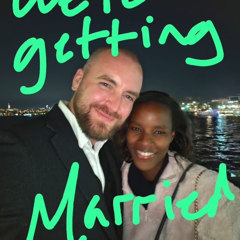 Cover Image for Lizzie and James Wedding Do