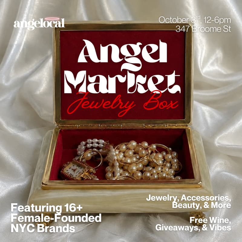Cover Image for The Angel Market: Jewelry Box