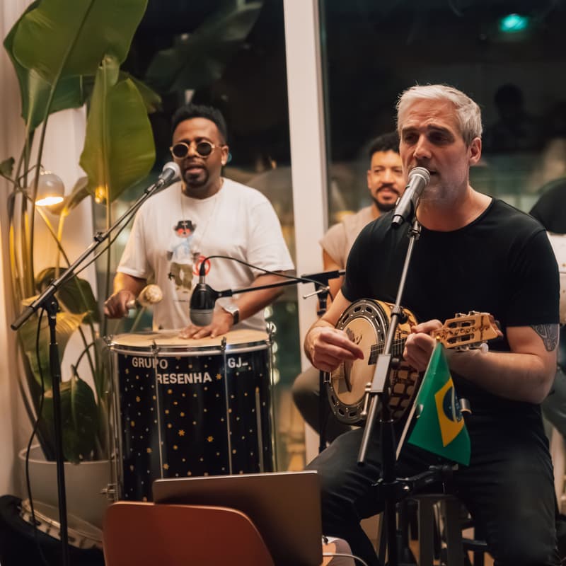 Cover Image for Bossa Nova Groove: A Brazilian Soirée🪇