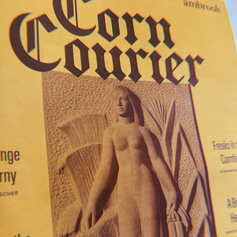 Cover Image for Corn Courier: Newspaper Design w/ AI