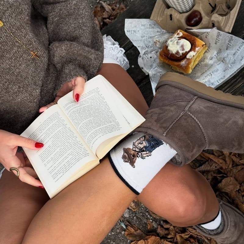 Cover Image for MALLA • FALL FAVS BOOK SWAP