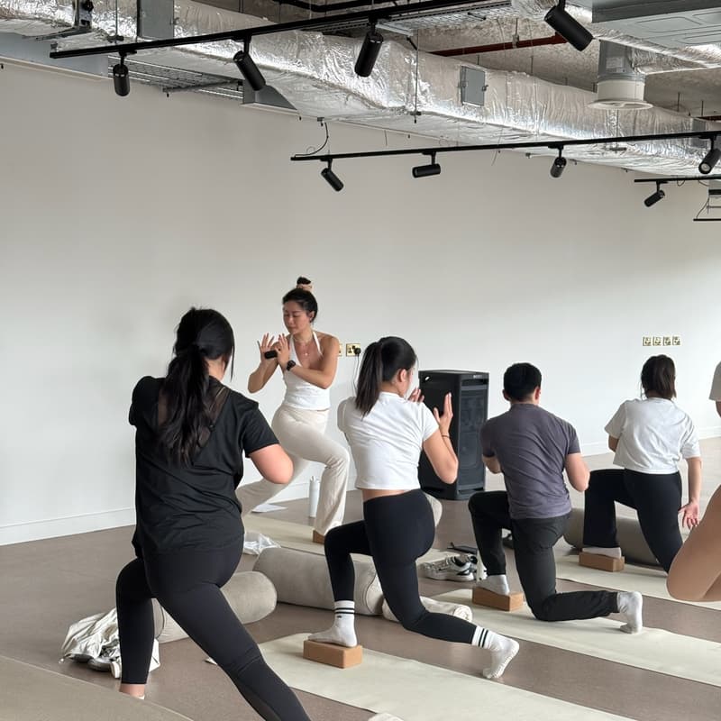 Cover Image for Core and Confidence with Connie & Anais