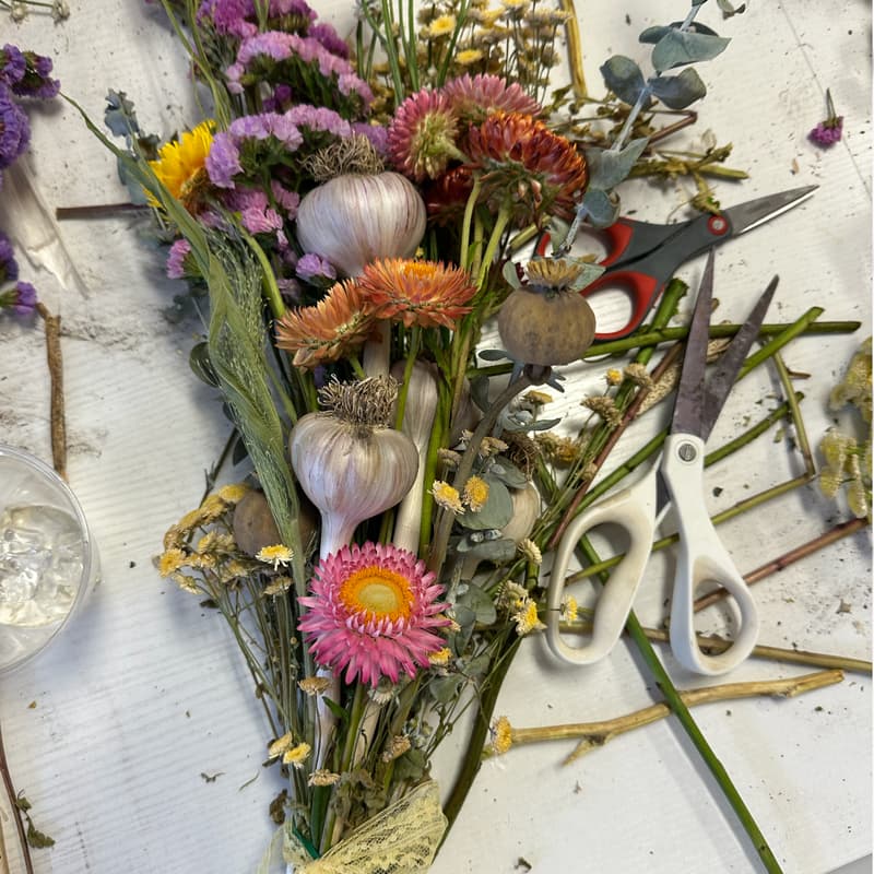 Cover Image for Garlic + Bloom | Bouquet Workshop