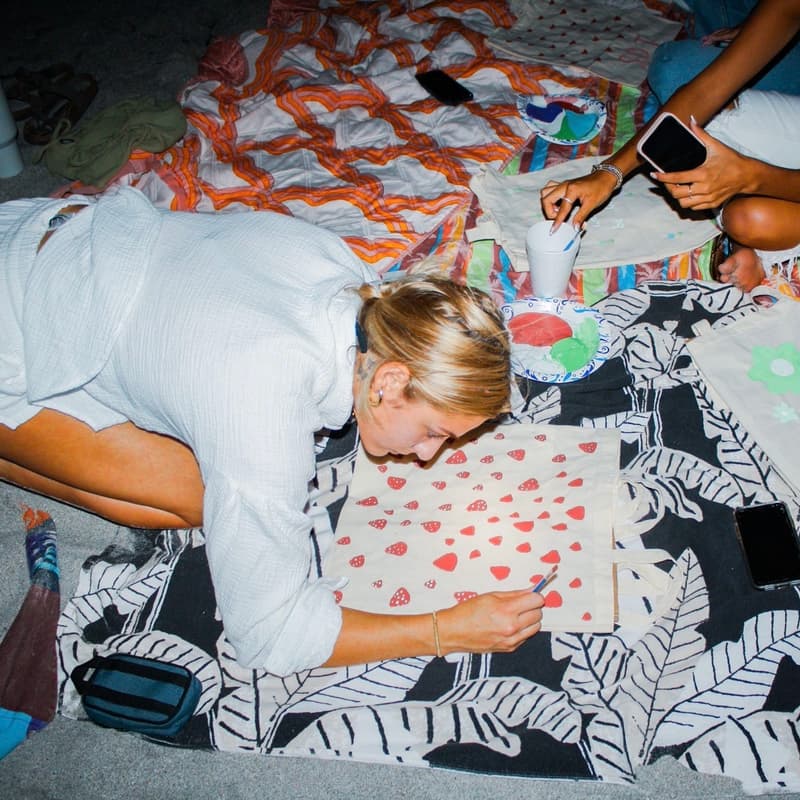 Cover Image for C2C Sunset Crafting: Pumpkin Painting on the Beach