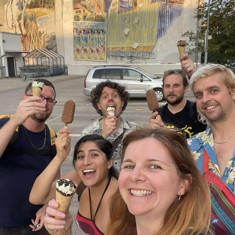 Cover Image for Eating a box of ice creams in the Lidl carpark