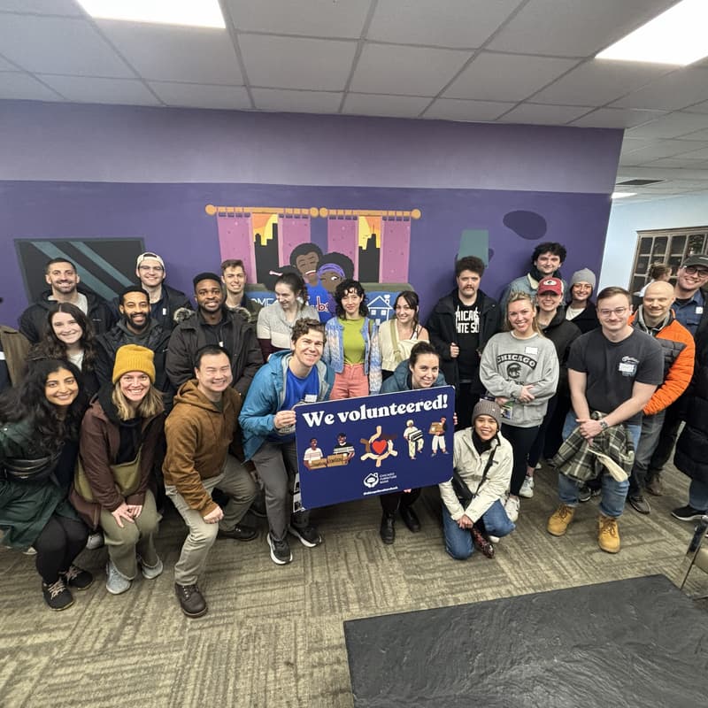 Cover Image for Volunteer with the Chicago Furniture Bank (Volunteering Untapped Chicago)