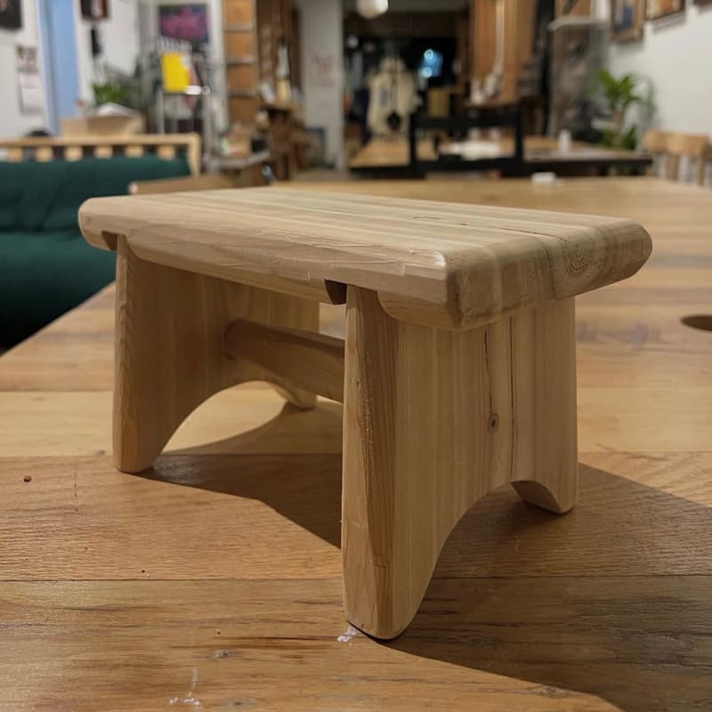 Cover Image for Woodworking: Make a Stool