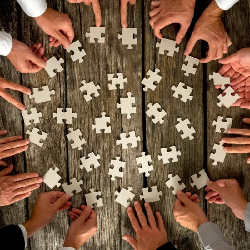 Cover Image for How to keep teams connected when change starts pulling them apart.