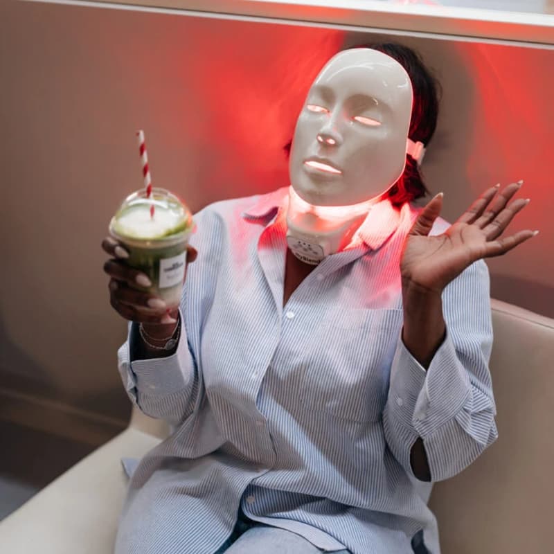 Cover Image for The Girl Code x Forever Institut β SIP Glow Bar Lausanne Opening