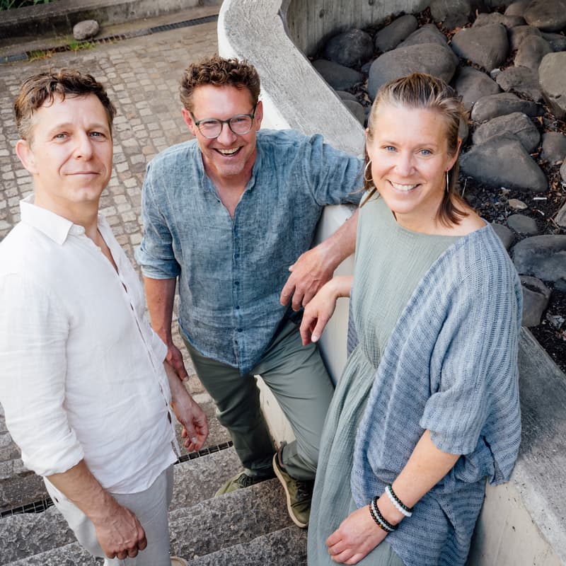Cover Image for Chai & Chant mit Santosa