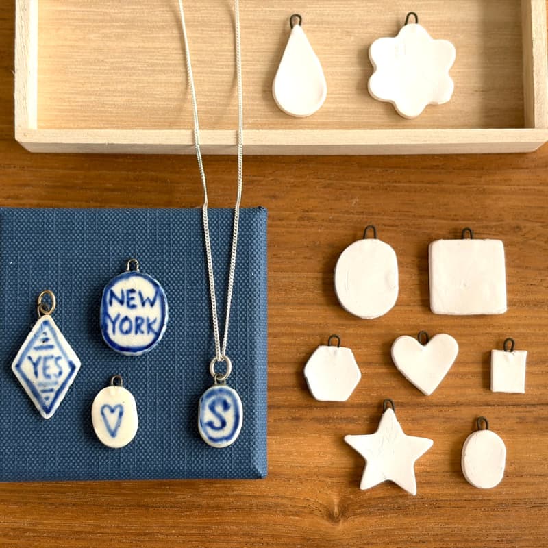 Cover Image for Charm School: Paint Your Own Charms with Tine Bird