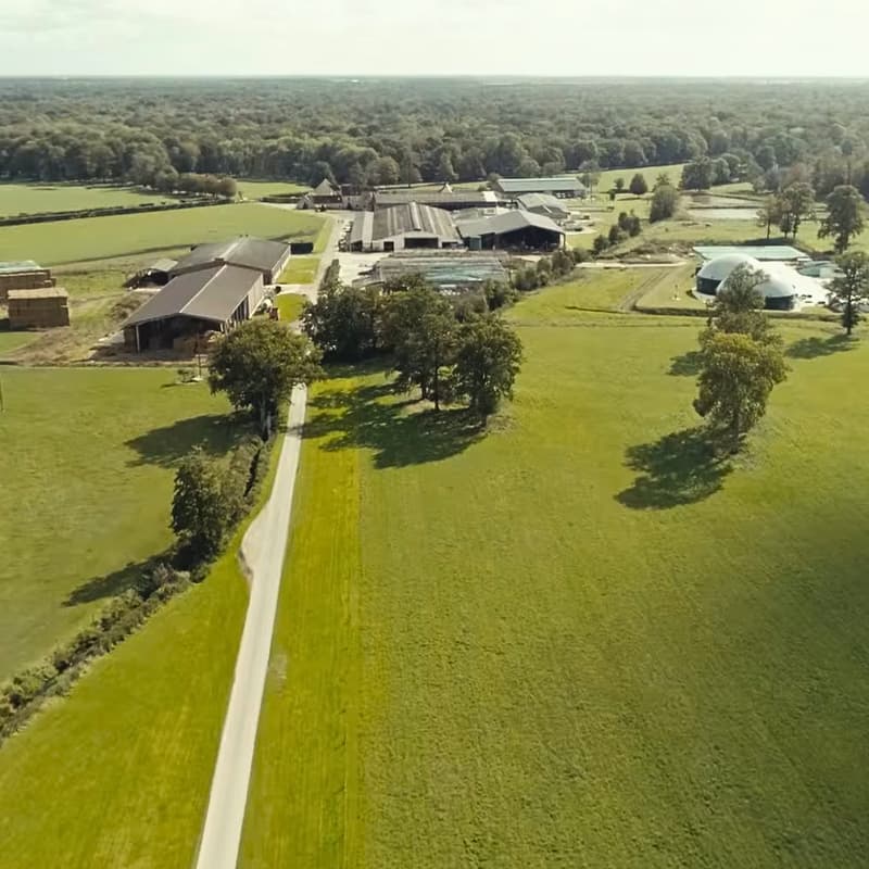 Cover Image for Transition vers une agriculture régénérative : enseignements tirés d'un an d'expérience sur le terrain et le rôle des startups