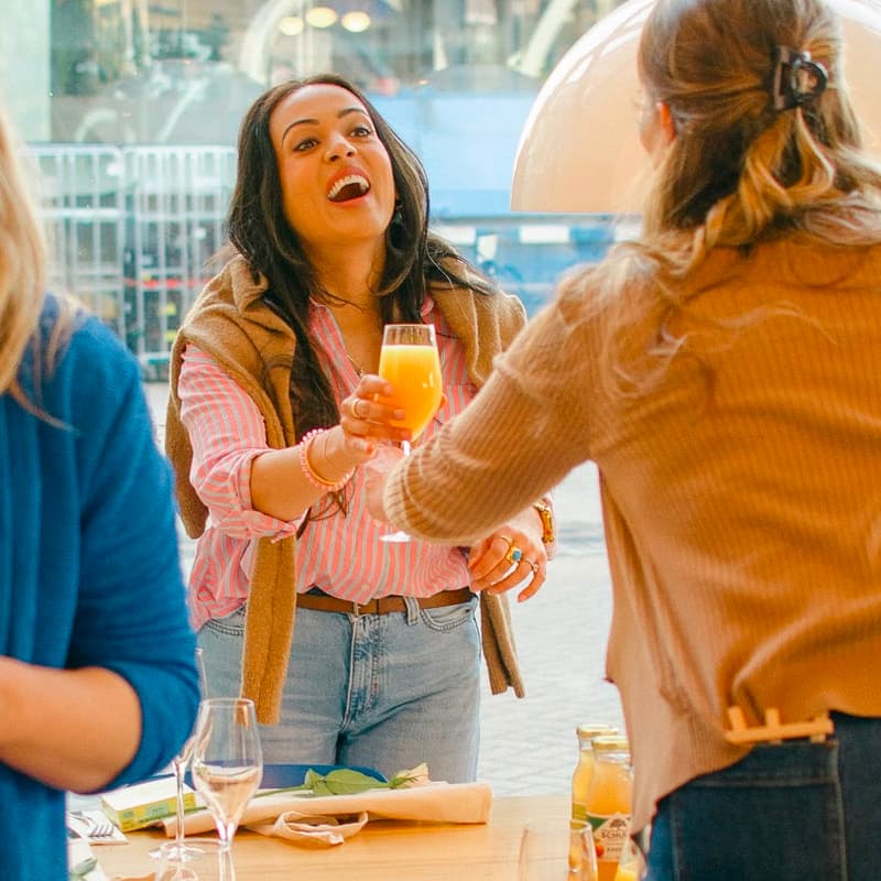 Cover Image for Mama Mingle - Noord