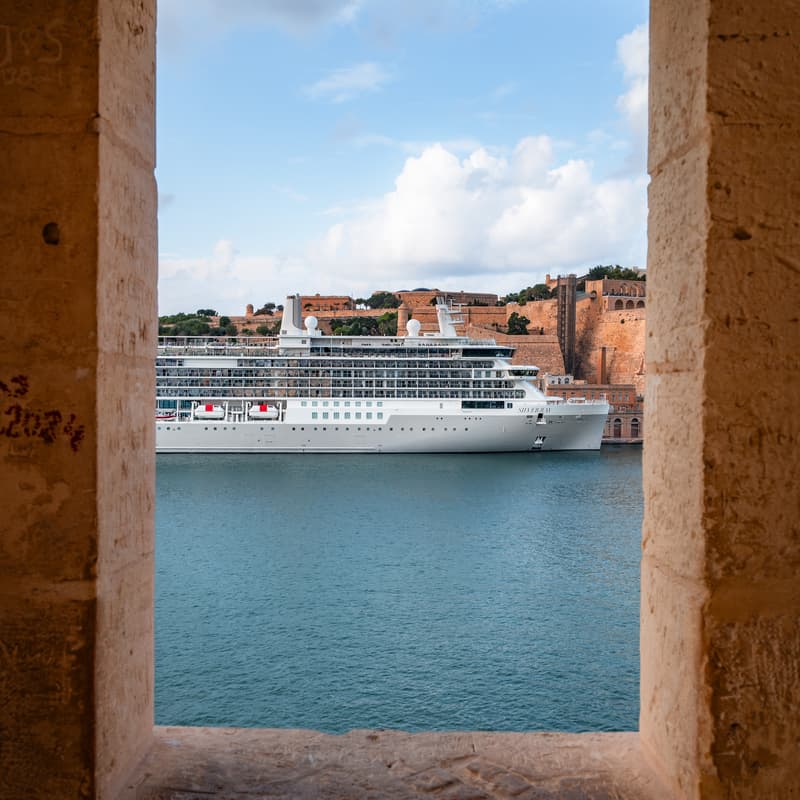 Cover Image for Discover Silversea | mg travels Virtual Talk