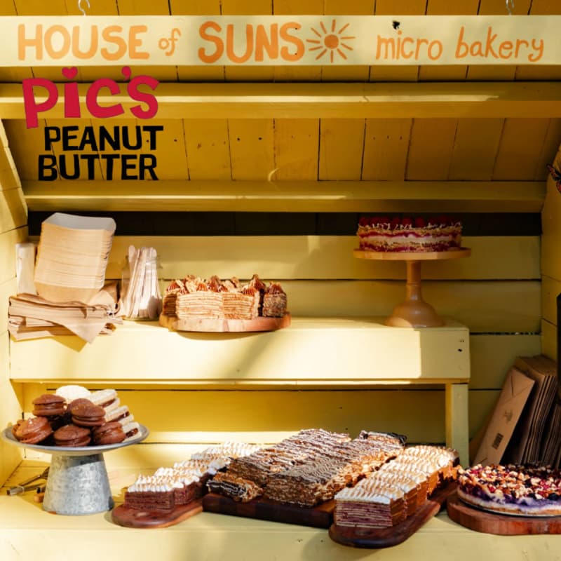 Cover Image for PIC'S PASTRY & HIKE DATE