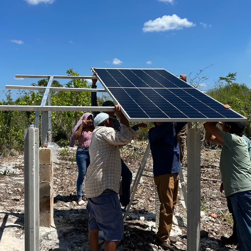 Cover Image for HF: Tejiendo Conexiones para Un Futuro Equitativo