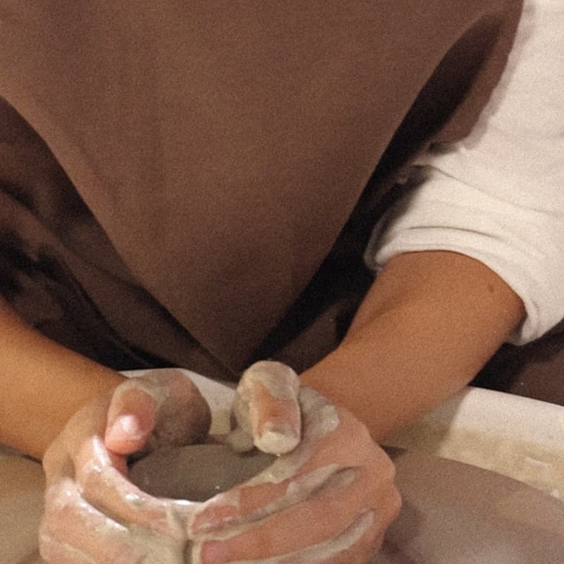 Cover Image for Expat Mums Dubai | Pottery Workshop @Maison Terraē 🏺