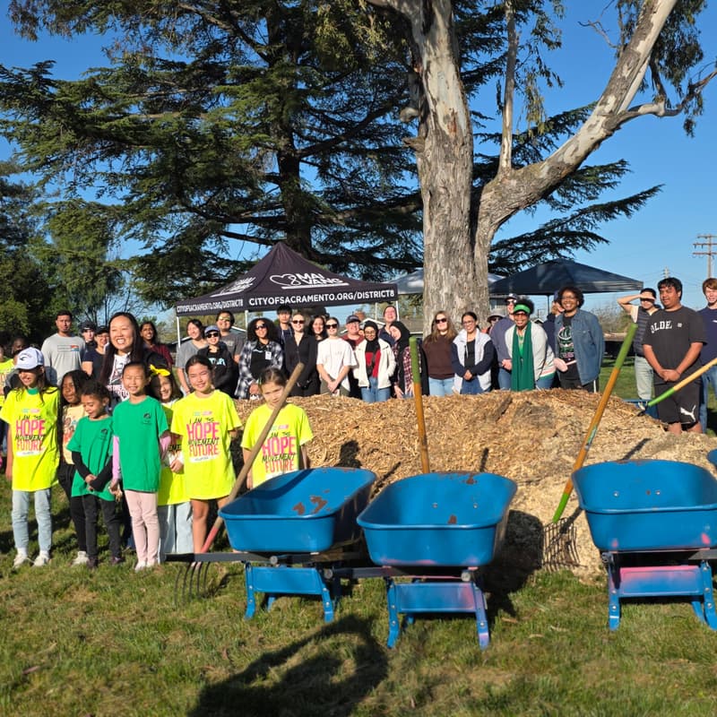 Cover Image for Tree Planting at Land Park