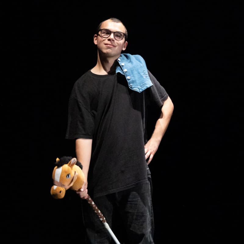 Cover Image for Lezione introduttiva | Teatro comico e stand up comedy 😆