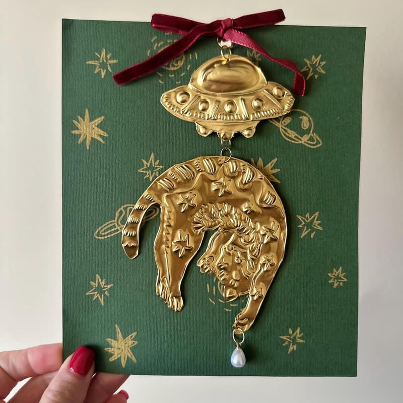Cover Image for Tin Foil Embossing - Holidays at Aliza Hotel