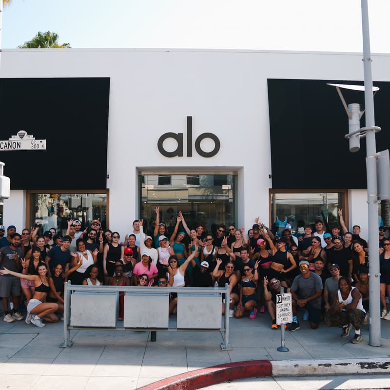 Cover Image for ALO BEVERLY HILLS: ALO RUNNERS CLUB