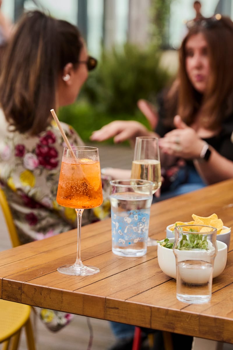 Apéro Live Music Sessions : Pop, Jazzy & World Music par Fiz Machine (Sophie & Marion)