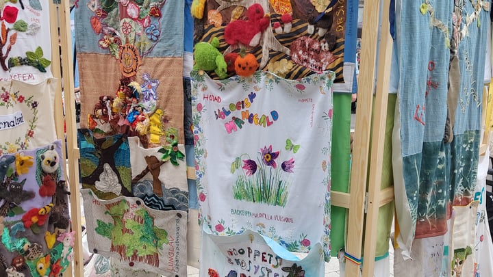 Repair Cafe' and Community banner workshop - Make Something Week