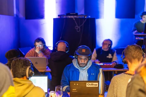 QSTV & Loop Sessions London Present The Link Up