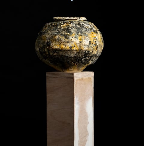 Broken Pots | In conversation