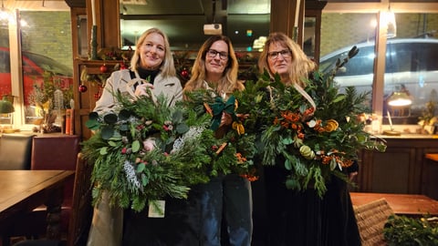 Festive Wreath Making with The JJ Club x Learn to Love to Read ✨