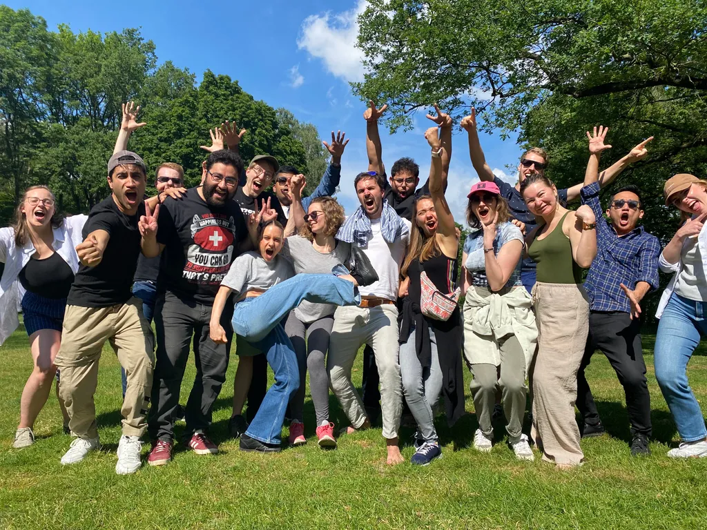 Will you go viral? Improv for Social Media