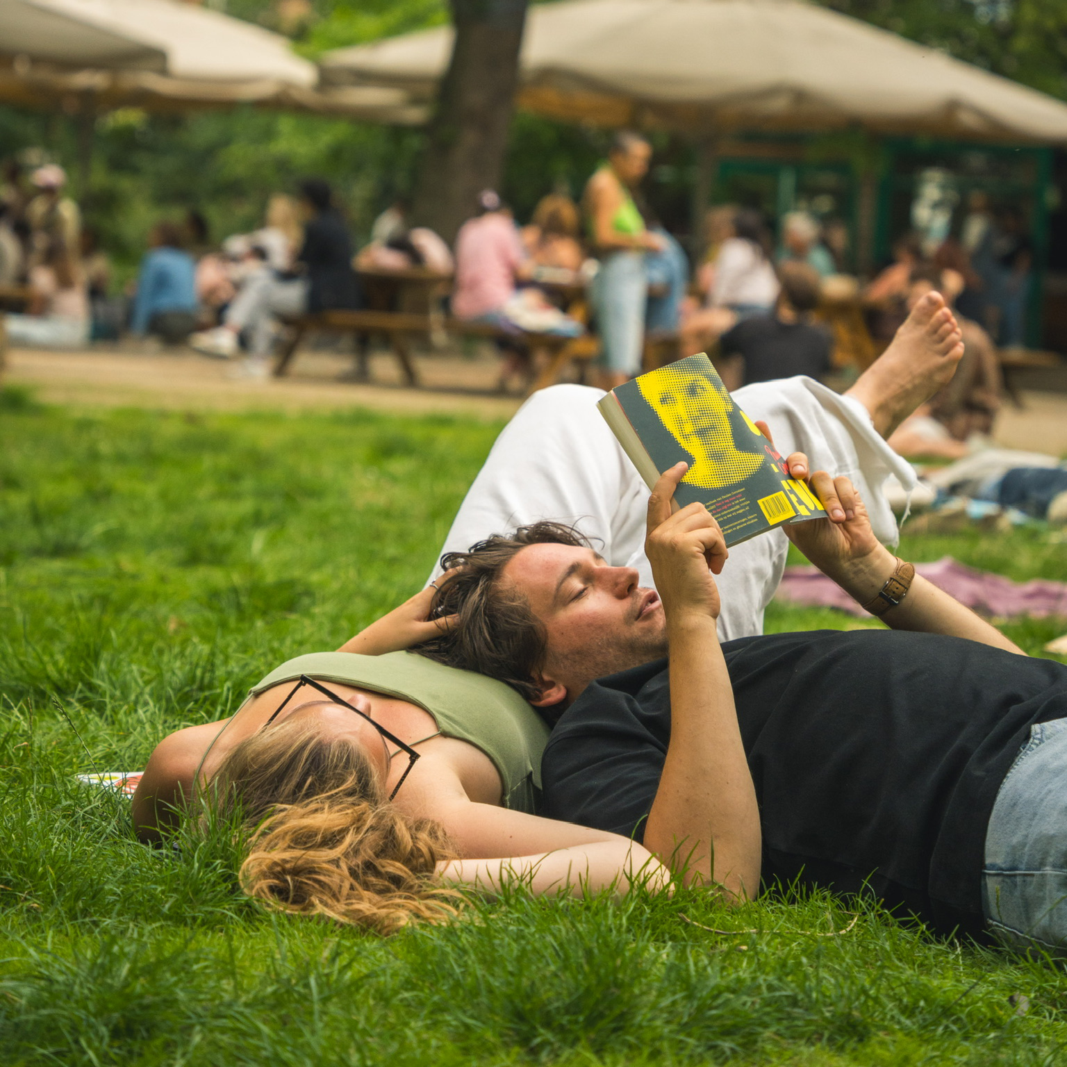 1-Hour Reading Rave | FREE XL Stunt 📚 | Parque de El Retiro