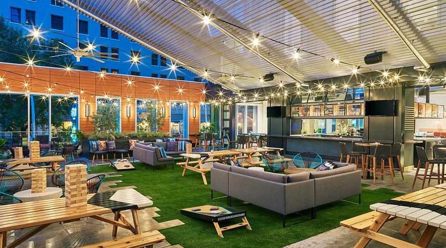 Launchpad.io & Pega Ventures' Founders & Funders Rooftop Happy Hour + Buffet