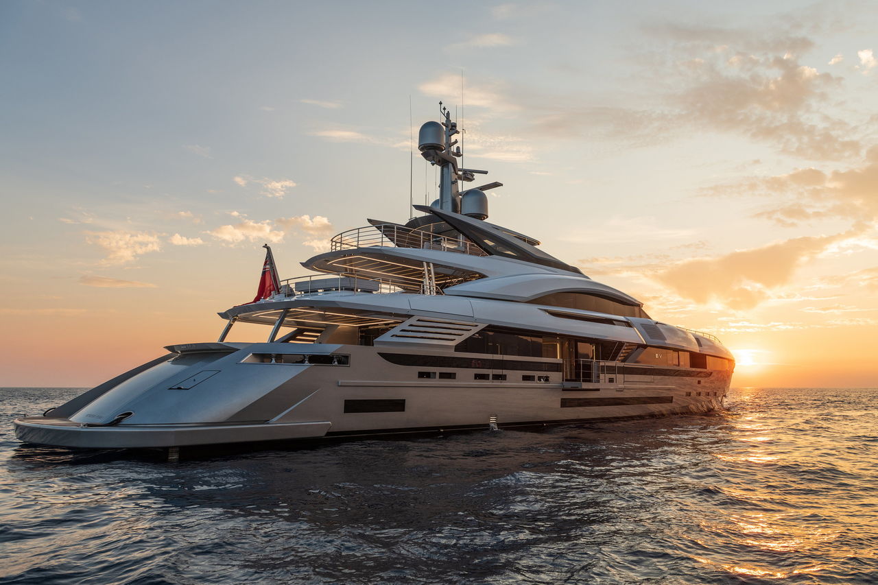 Verta Superyacht Party - Cannes Film Festival - Gold Edition !!