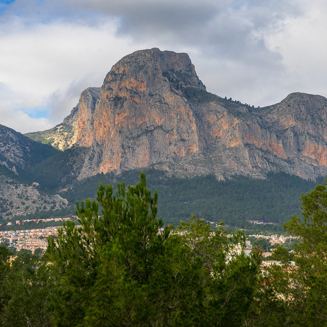 🦁 Ponoig Summit Experience – El León Dormido | Mountain Vibes Edition