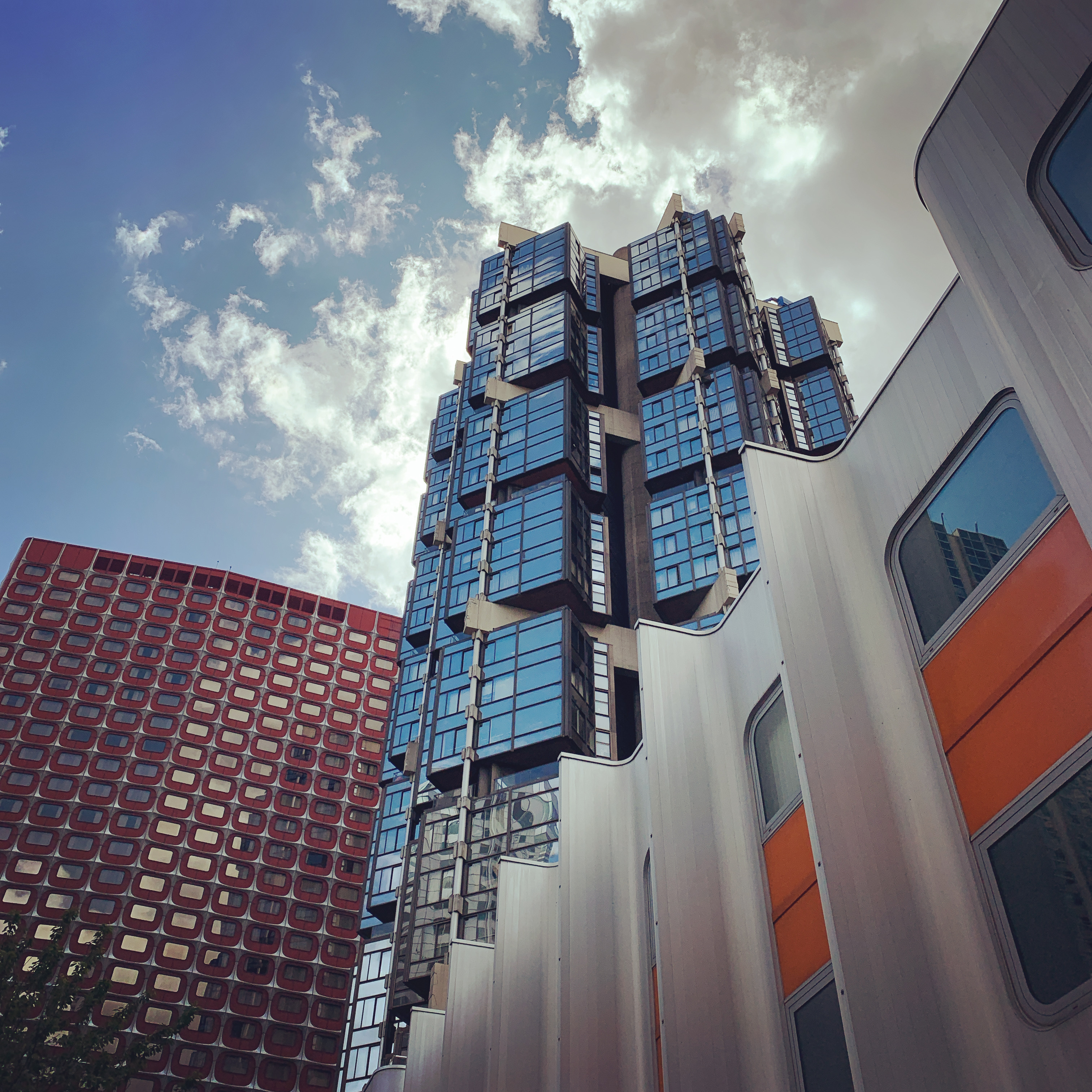 Cover art for #Building Robustness — Le Comptoir Général