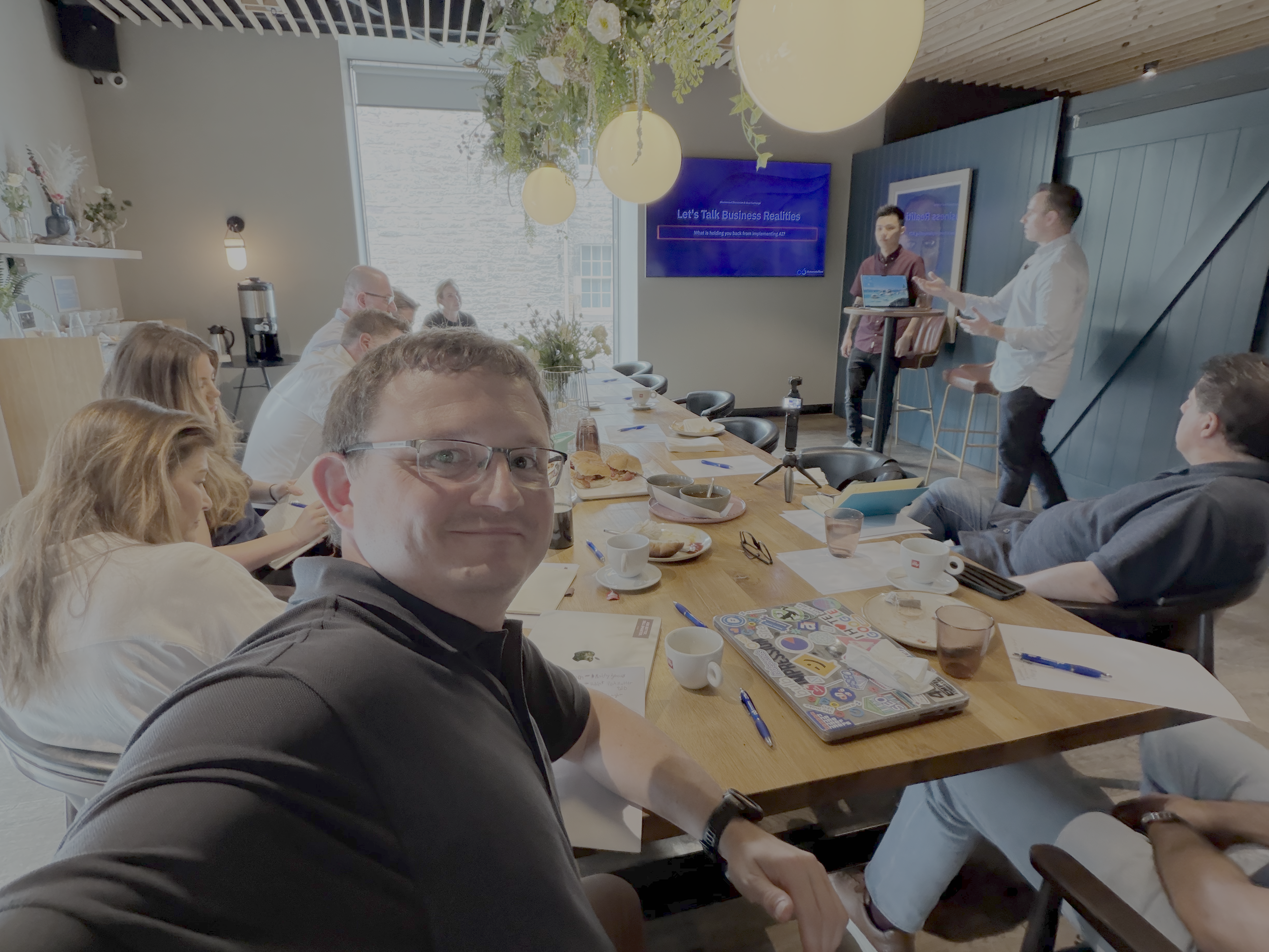 IA pour la Croissance : Un Mastermind Pratique en Ventes & Marketing à Cracovie