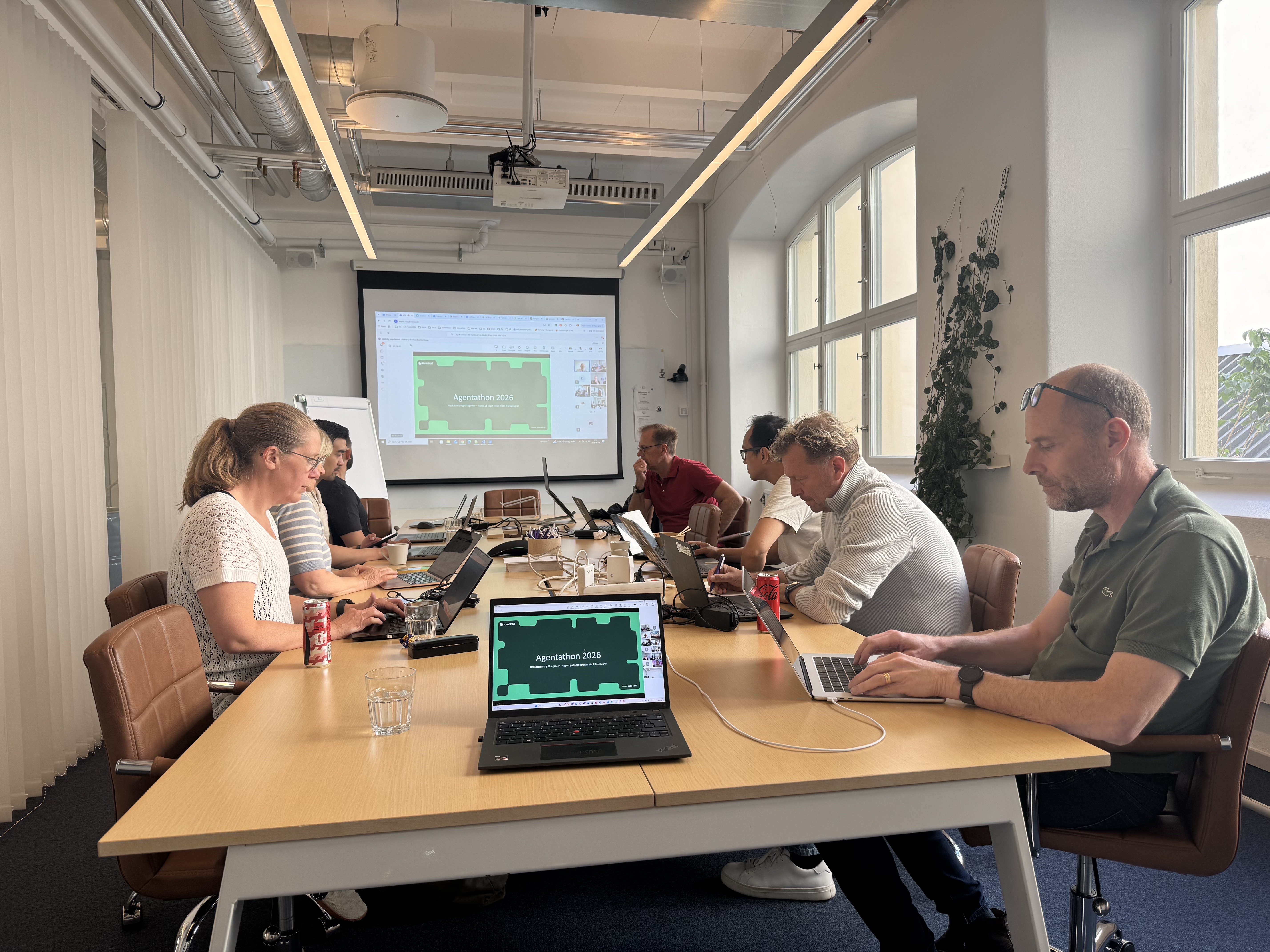 Omslagsbild för AI-hackaton med Kvadrat - valfritt kontor