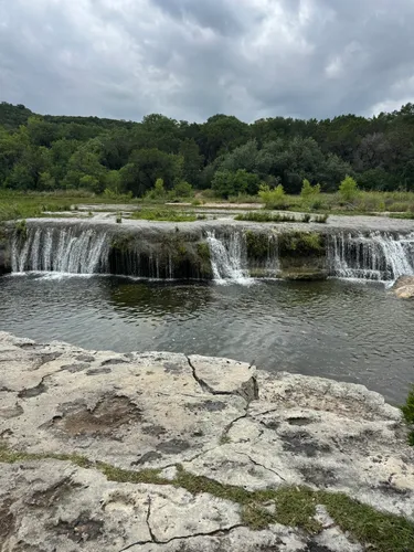Builder Hiking - Link Falls at Bull Creek