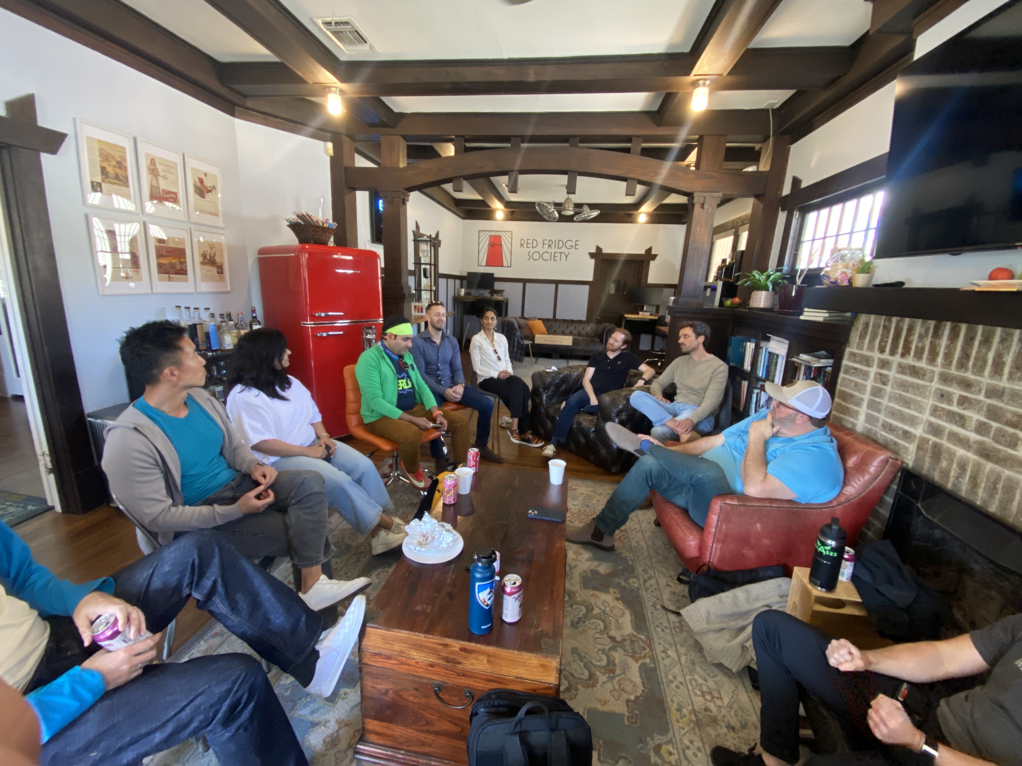 Lunch & Learn: Lightning Talks from Operators who VibeCoded products with real customer traction