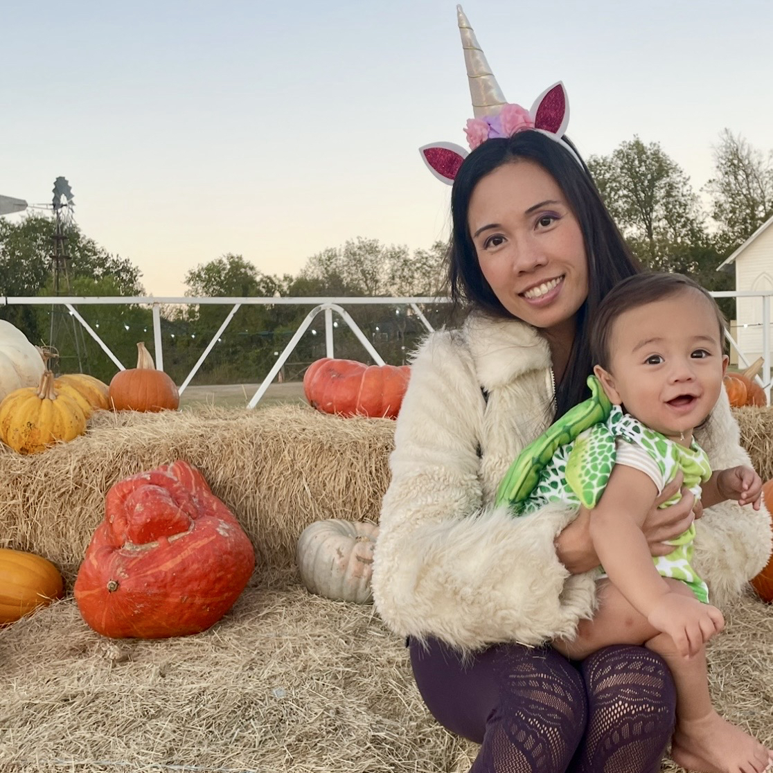 Costumes & Coos: A BABY’S FIRST HALLOWEEN PLAYDATE