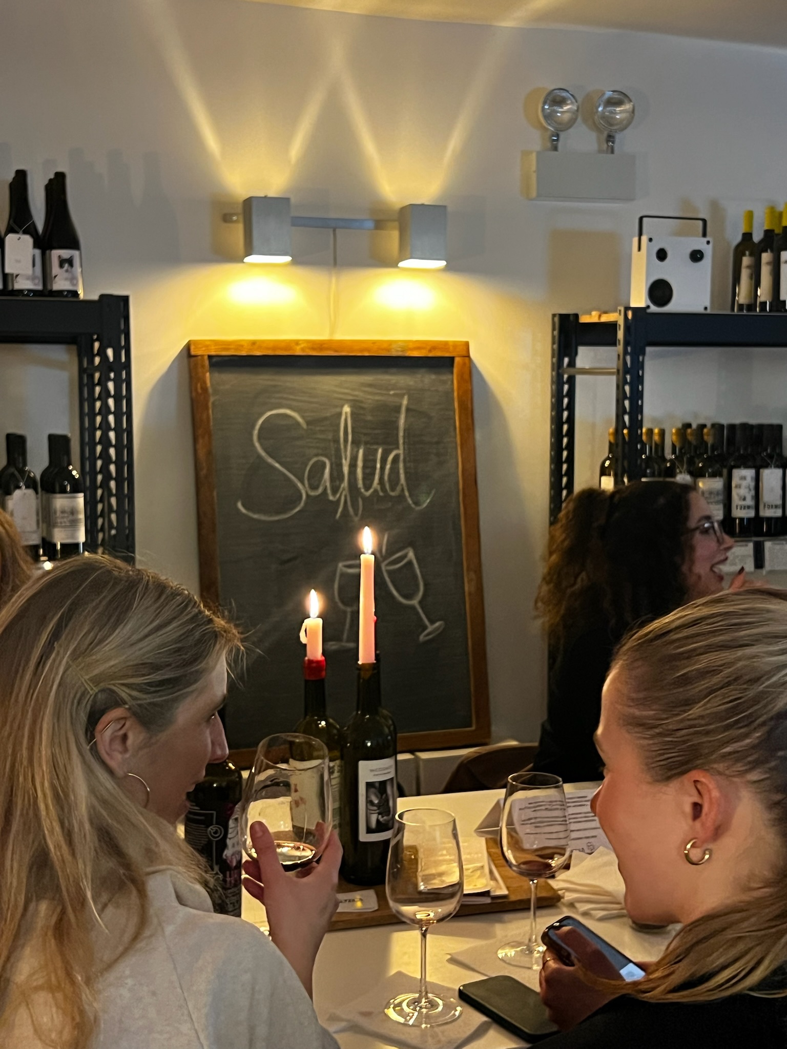 YWS x Vinoteca: Осеннее Вино